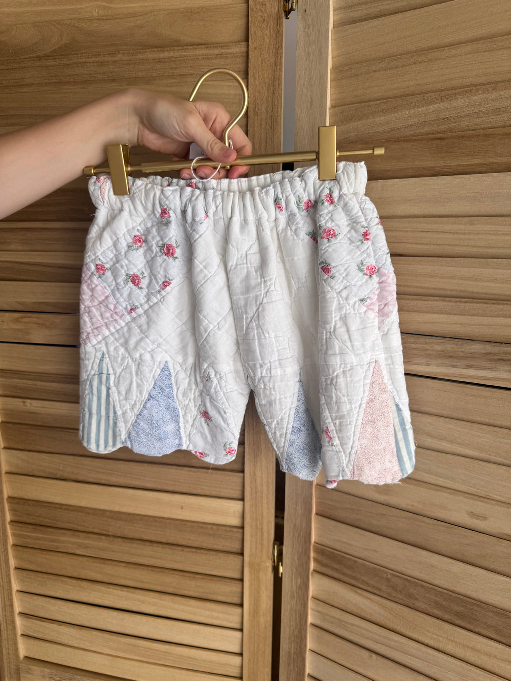 The Sunday Short | Pastel Scallop